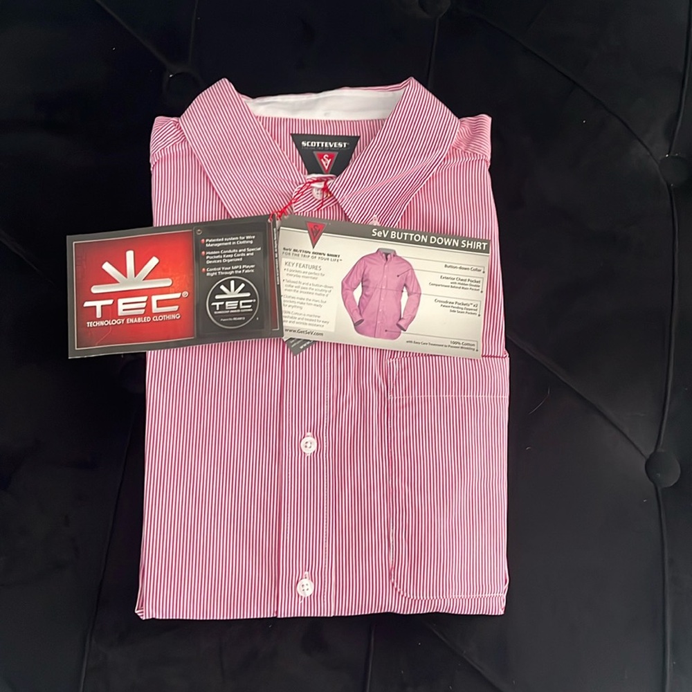NWT!!! Scottevest, SeV down shirt, size M.
